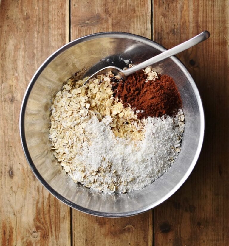 Chocolate Granola Recipe (Low Sugar) Everyday Healthy Recipes