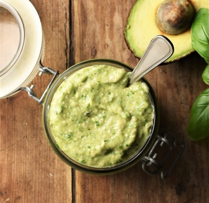 Avocado Basil Pesto Pasta Sauce (Low Fat) Everyday Healthy Recipes