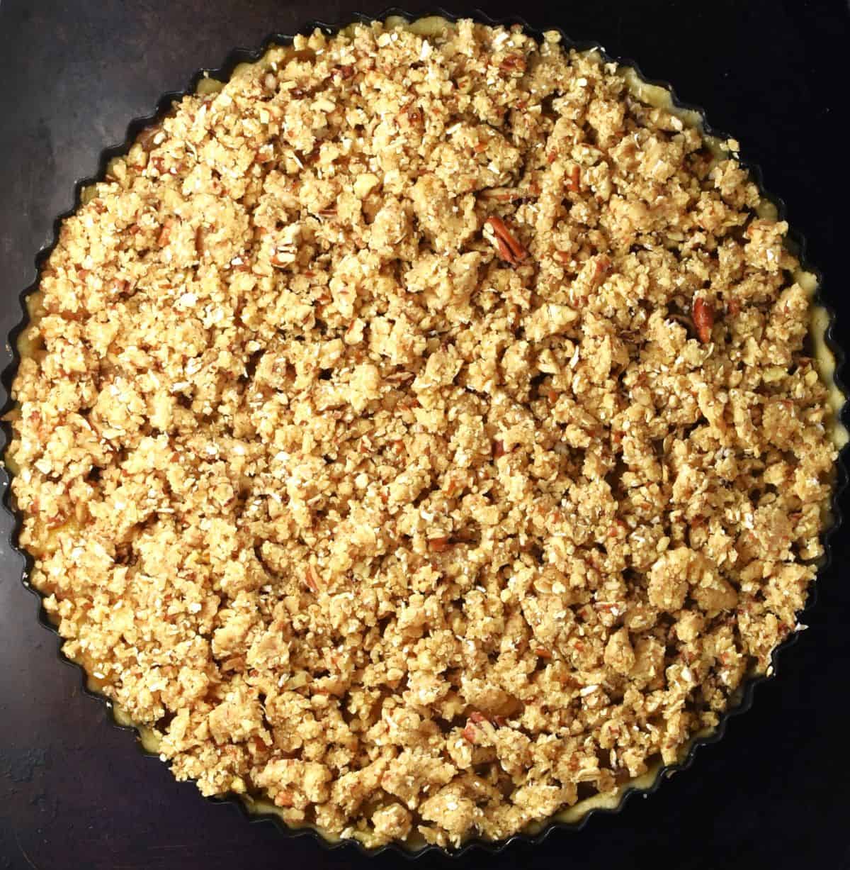 Crumble top for apple tart.